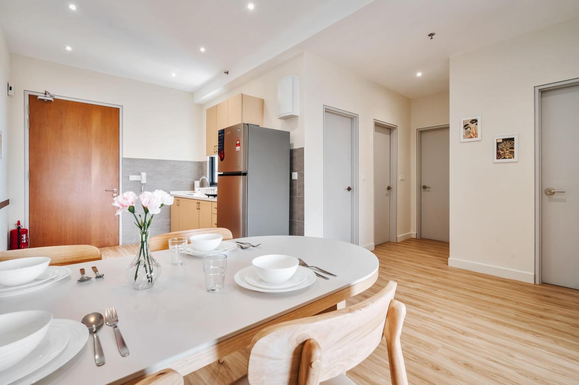 Naibnb In Sunsuria Forum Apartment *