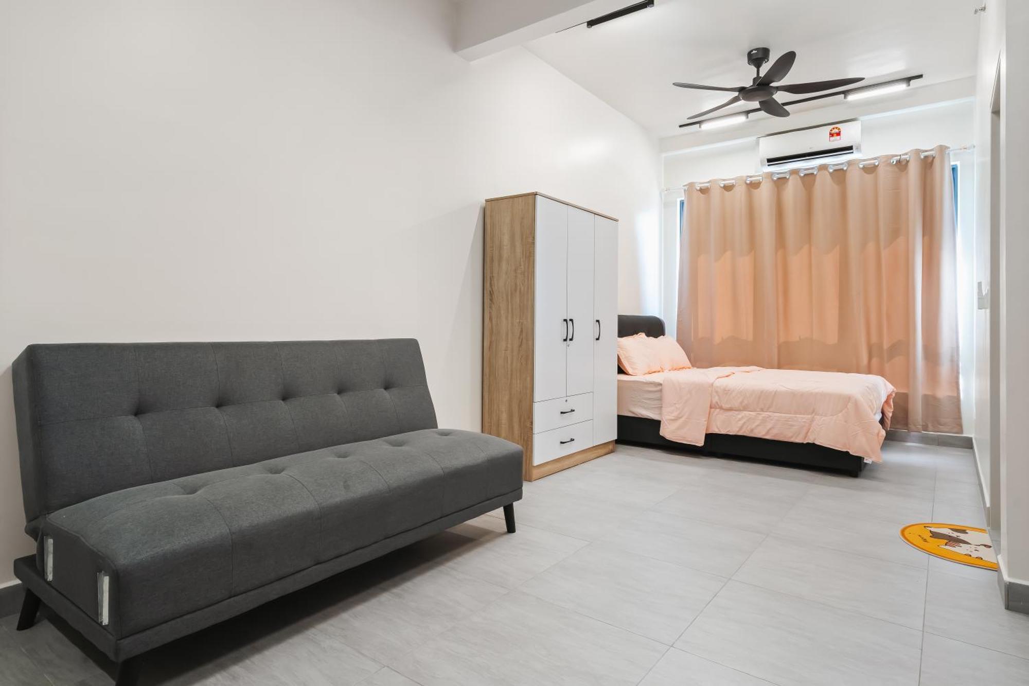 Naibnb In Sunsuria Forum Apartment Shah Alam